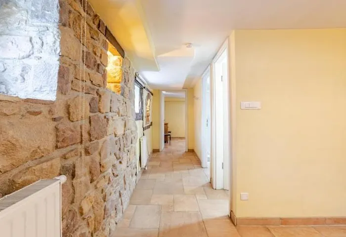 Court Sejour Apartman Houssen